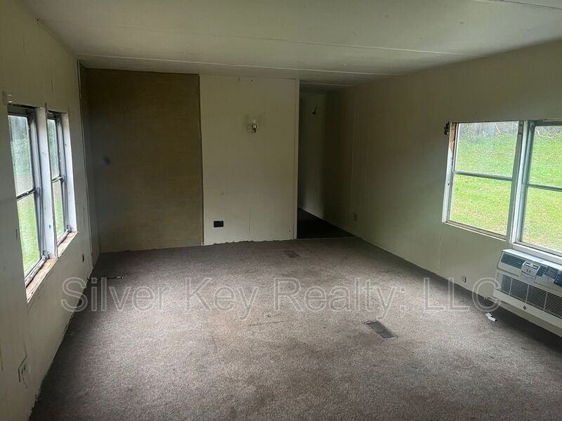 285 County Farm Rd - Photo 2 of 6