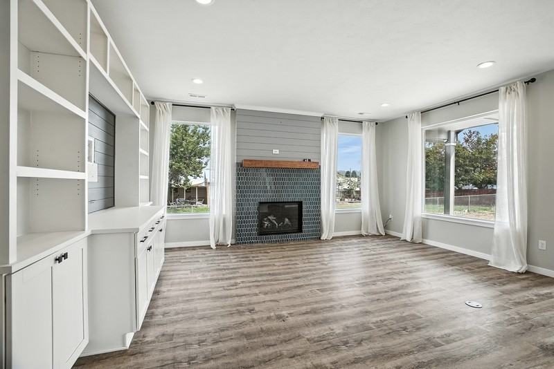 3008 N Marguerite Rd - Photo 4 of 31