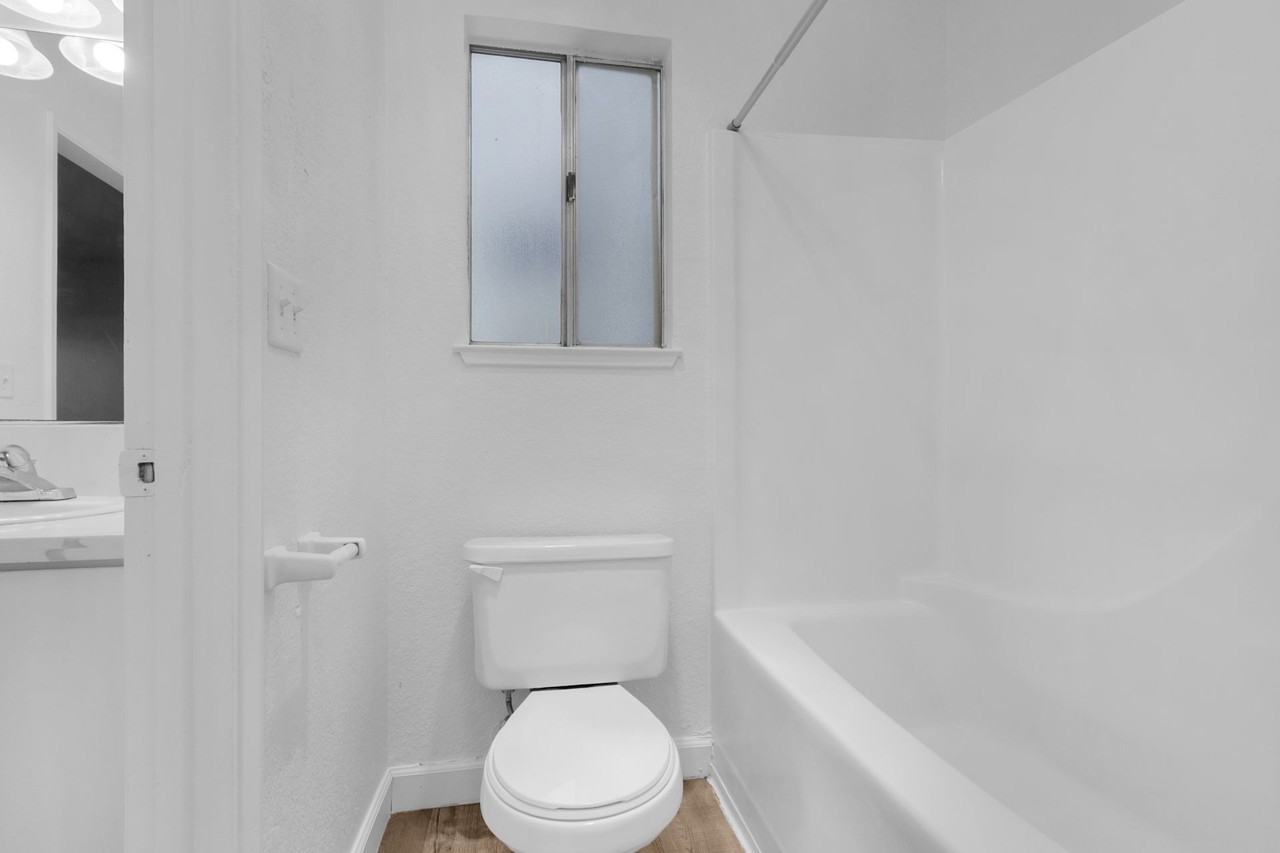 Aspen Village - Photo 7 of 50