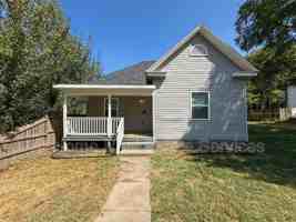 featured image of 2248 N Robberson Ave