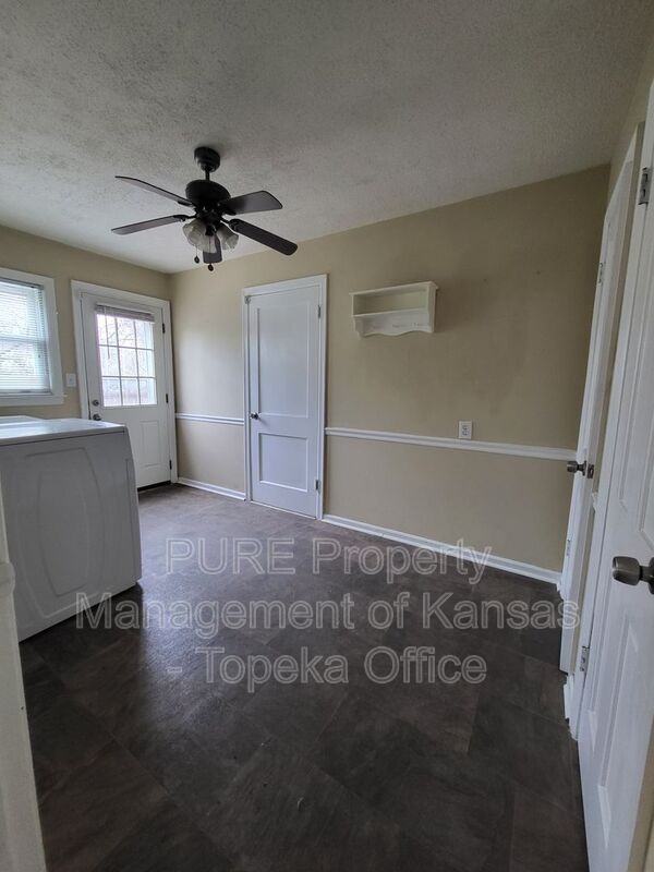 6300 W 80th Ter - Photo 6 of 15