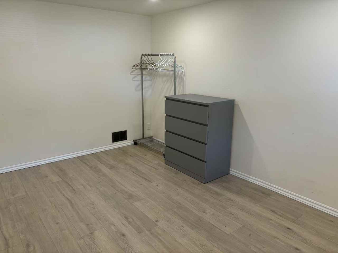 4600 Alpha Drive - Photo 7 of 11