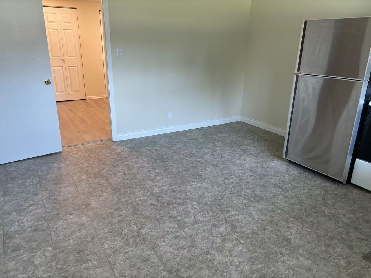 4600 Alpha Drive - Photo 3 of 11