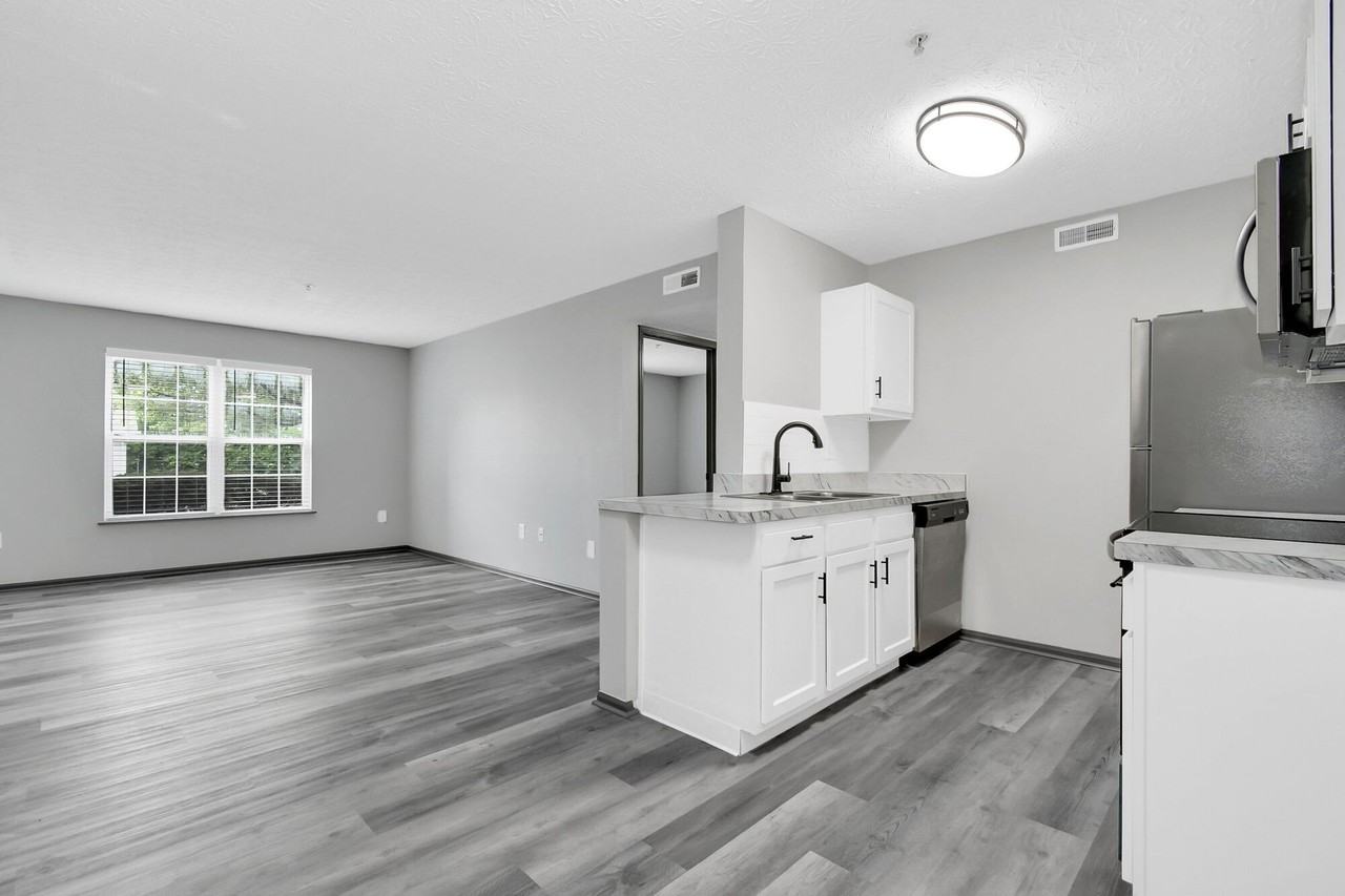 Parkview Apartments - Photo 5 of 26