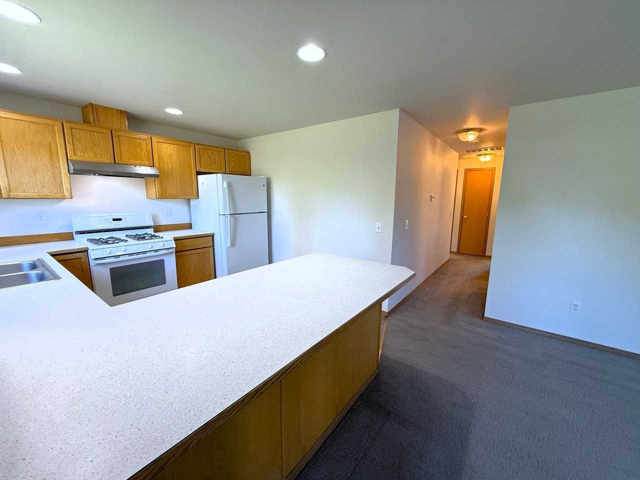 201 W Mount Hood Ct - Photo 7 of 21