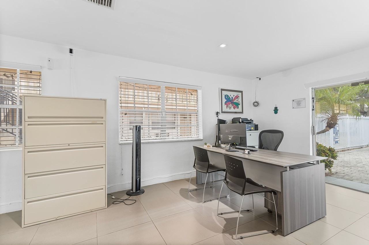 Edge Apartments - Photo 5 of 50