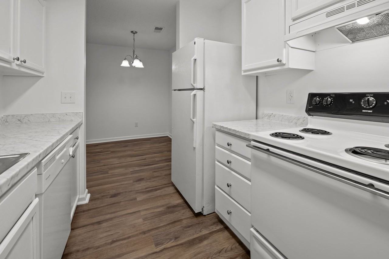 Two and Three bedroom Apartments - Photo 2 of 33