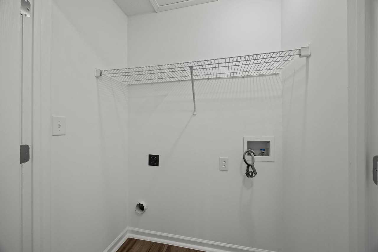 Two and Three bedroom Apartments - Photo 7 of 33