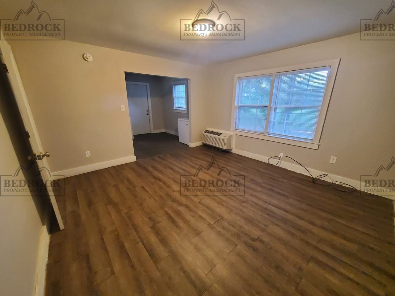 1013 Magnolia Drive Northwest - Photo 2 of 11