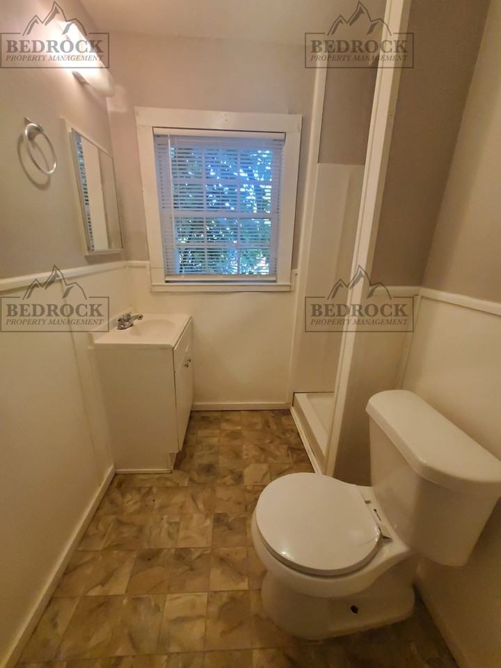 1013 Magnolia Drive Northwest - Photo 6 of 11