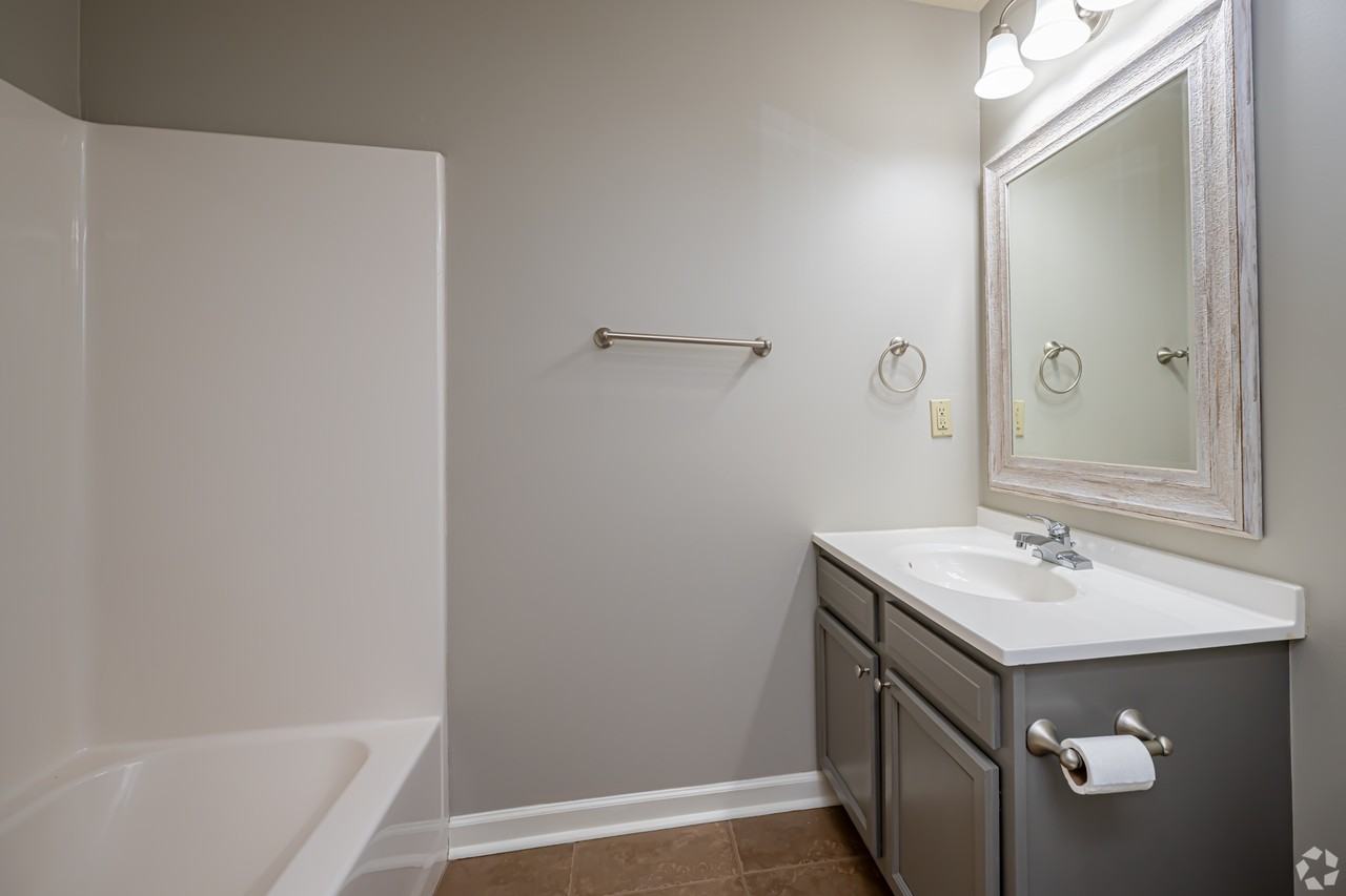 Guidry Row Apartments - Photo 7 of 50