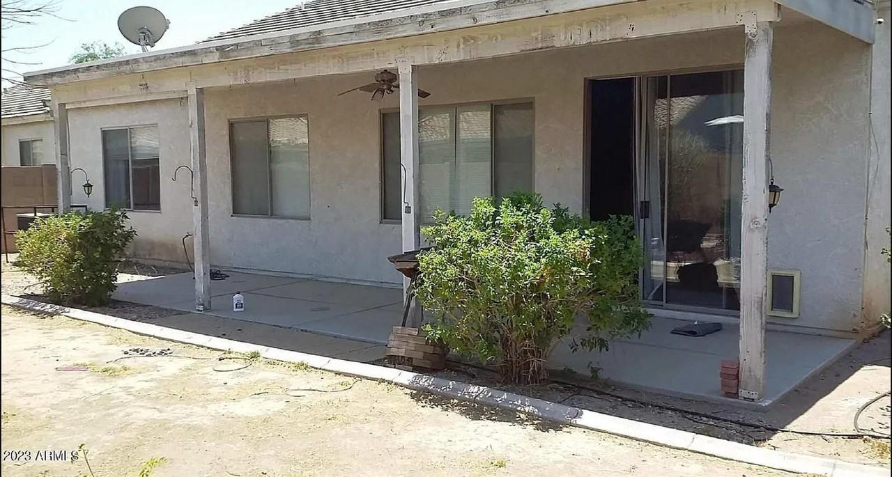 Surrey - Photo 3 of 10