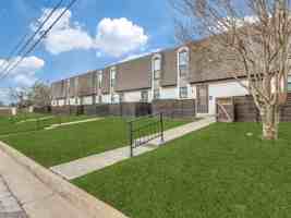 featured image of 7700 Chapin Rd