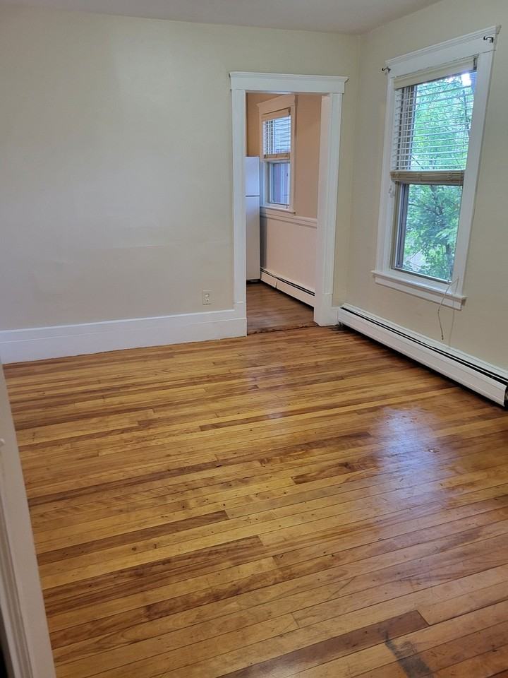 74 Pecker Street - Photo 7 of 9