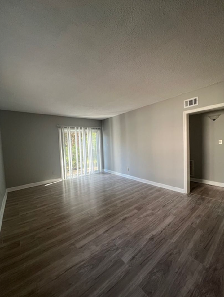 Villas at Oakwood - Photo 2 of 7