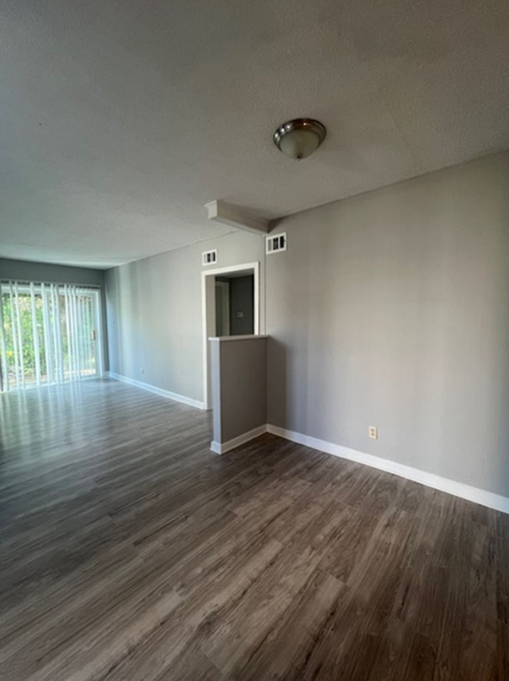 Villas at Oakwood - Photo 3 of 7