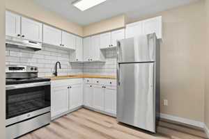 featured image of 155 Gardner St