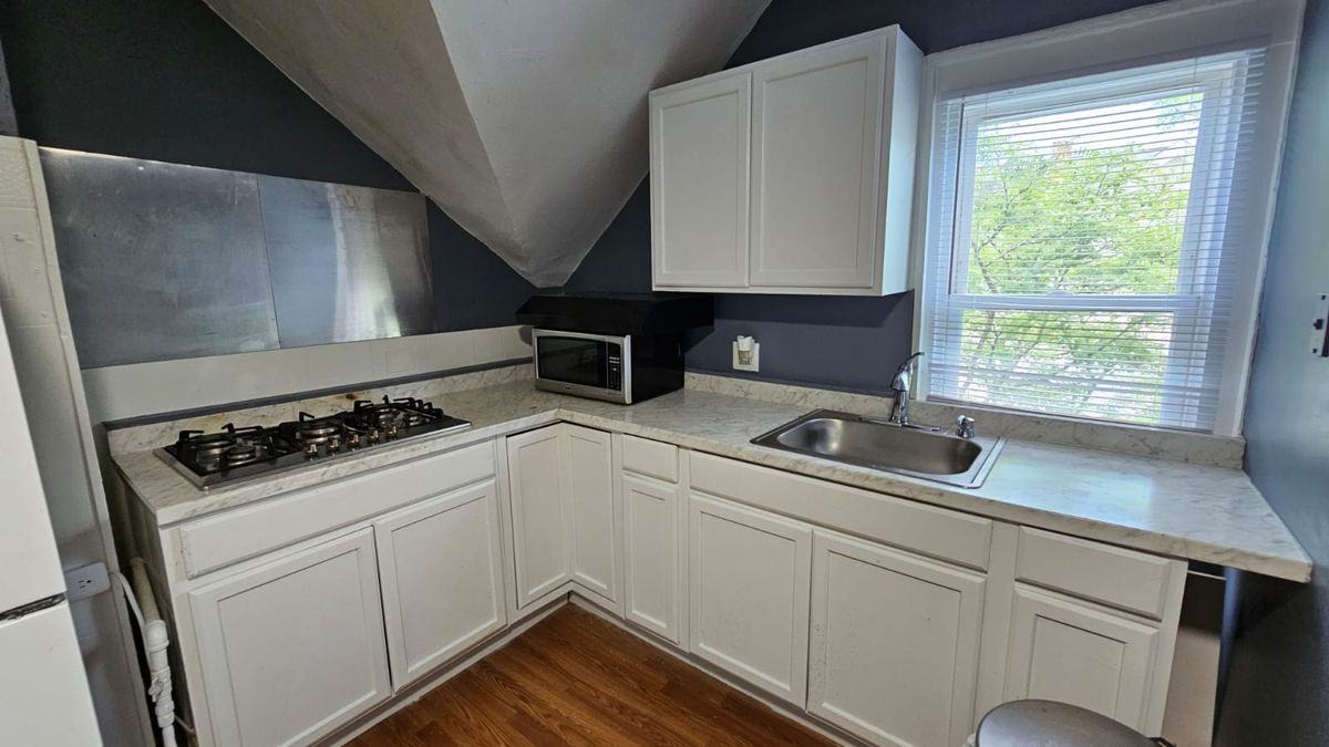 964 Atwells Ave ##3 - Photo 5 of 12