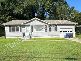 featured image of 1008 Shelton Street