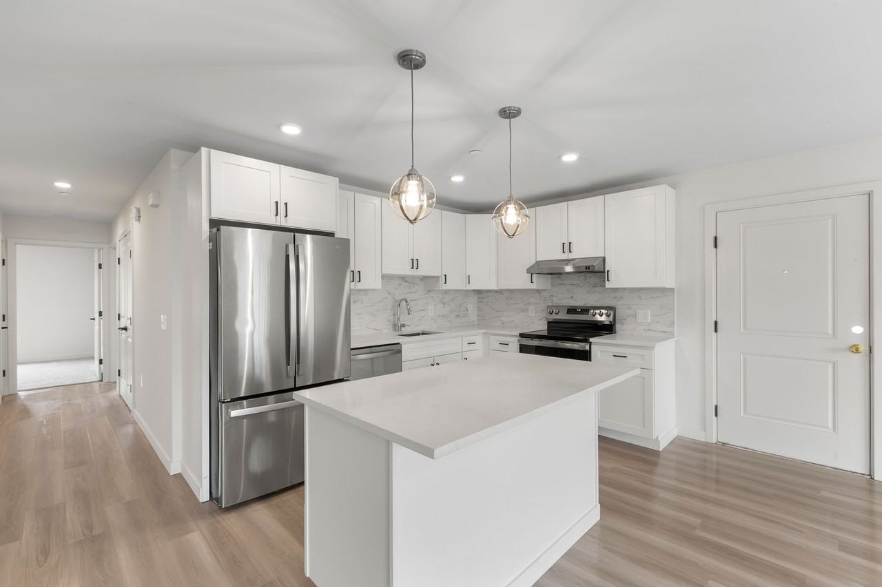 Mt Sinai Meadows - Photo 2 of 15