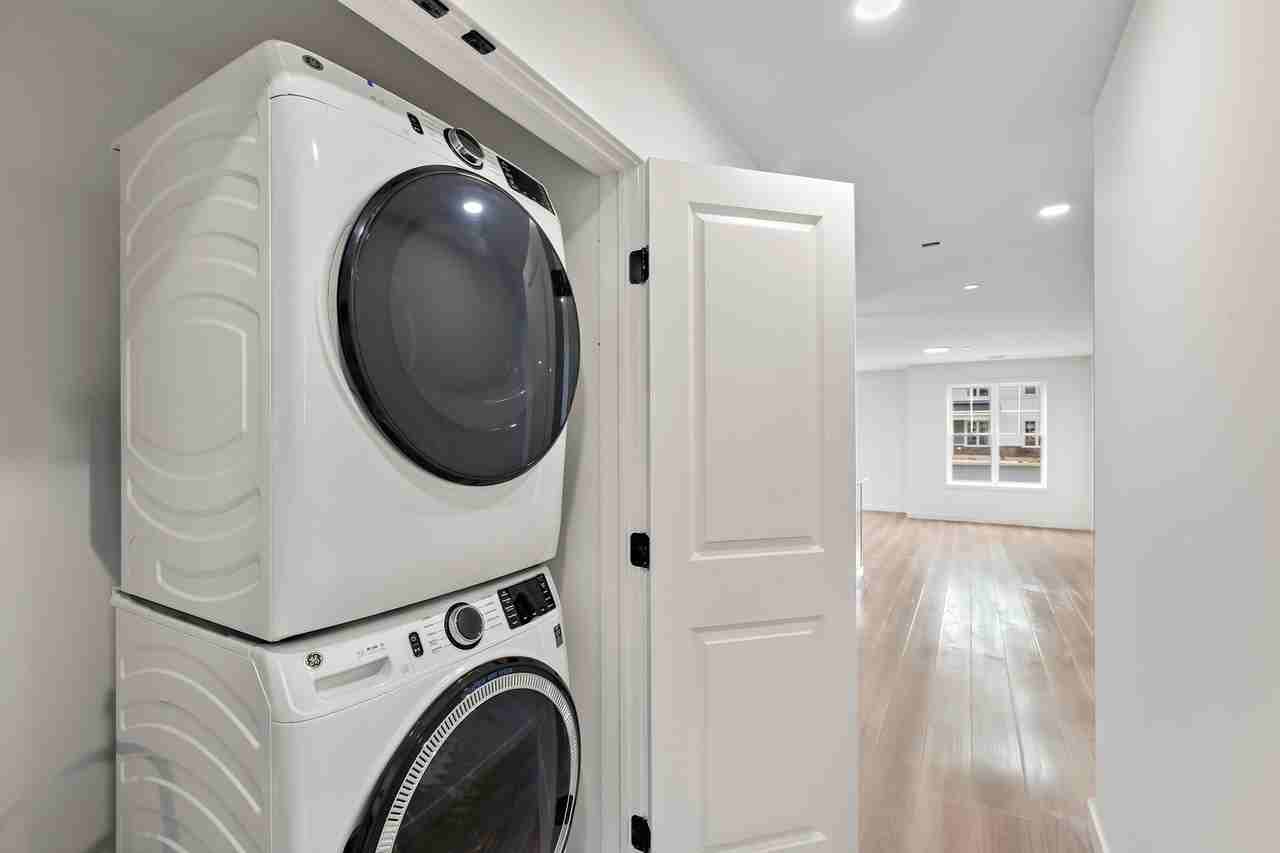 Mt Sinai Meadows - Photo 7 of 15