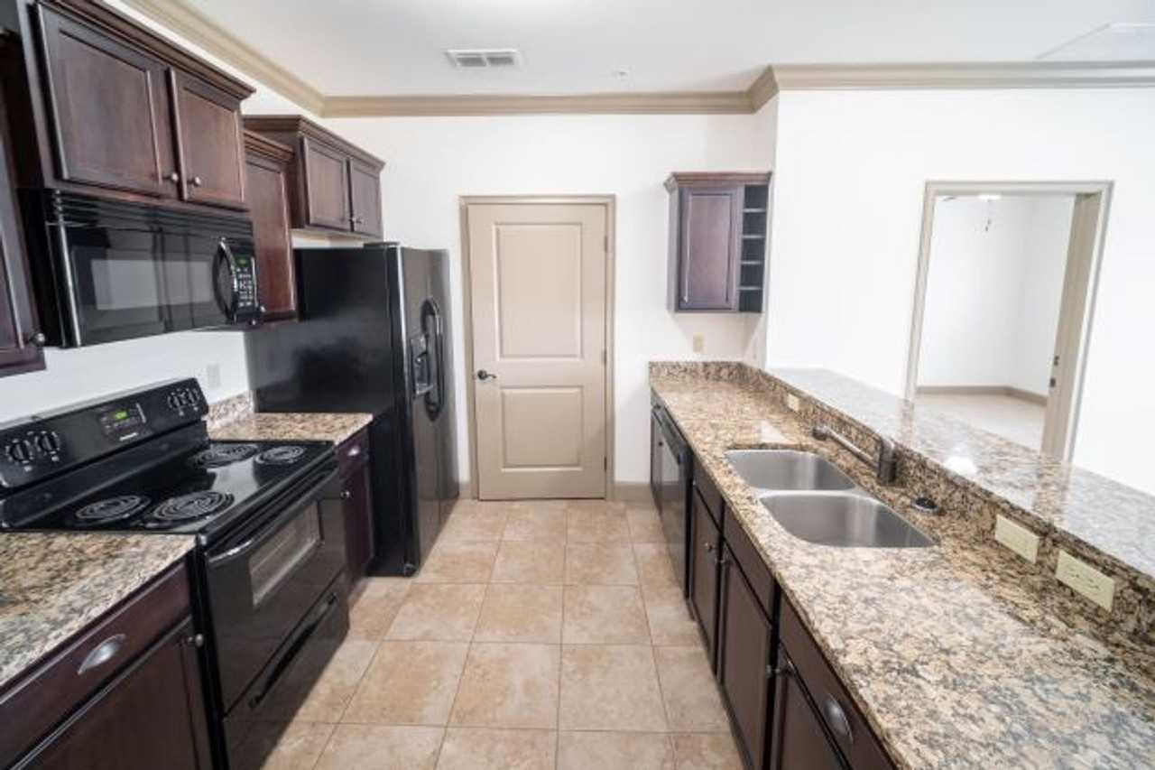 Woodbury Row - Photo 2 of 50