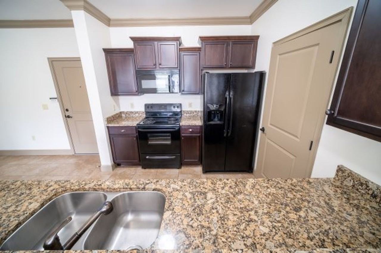 Woodbury Row - Photo 4 of 50