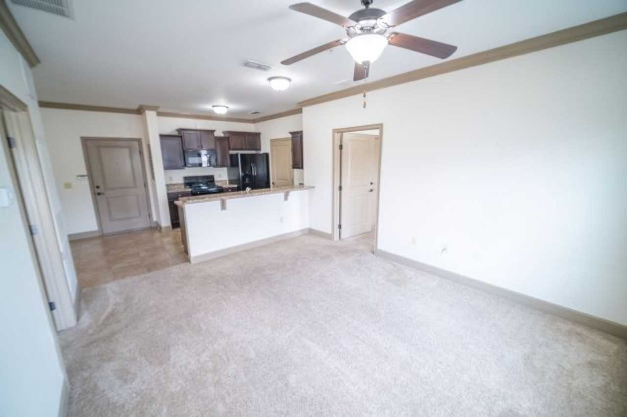 Woodbury Row - Photo 5 of 50