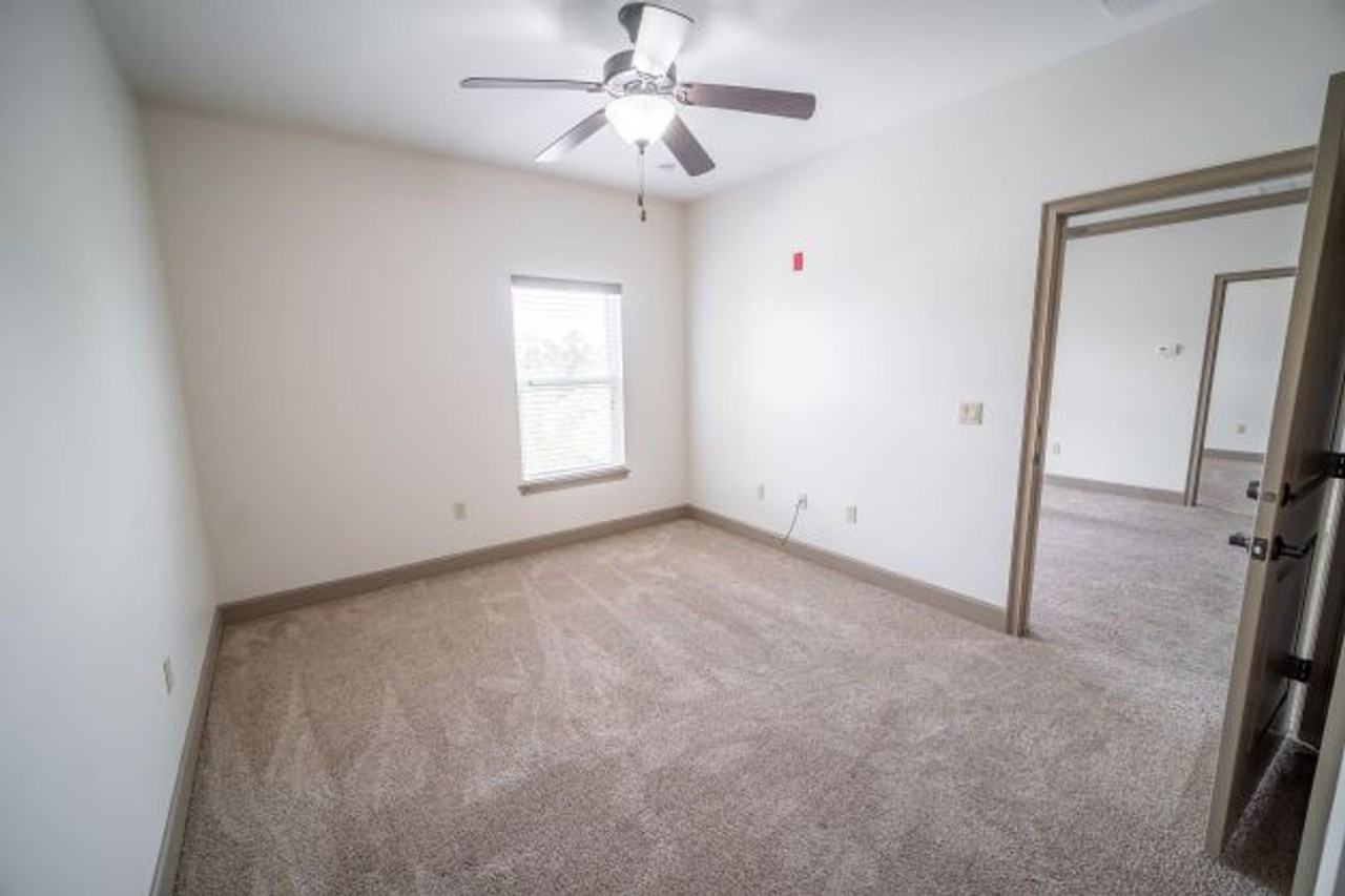 Woodbury Row - Photo 6 of 50