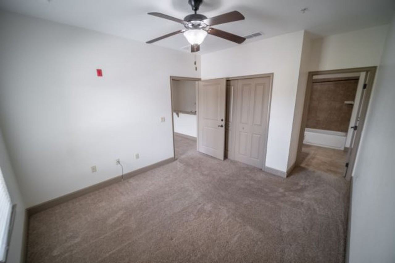 Woodbury Row - Photo 7 of 50