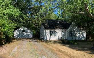 423 N Locust St - Photo 1 of 1