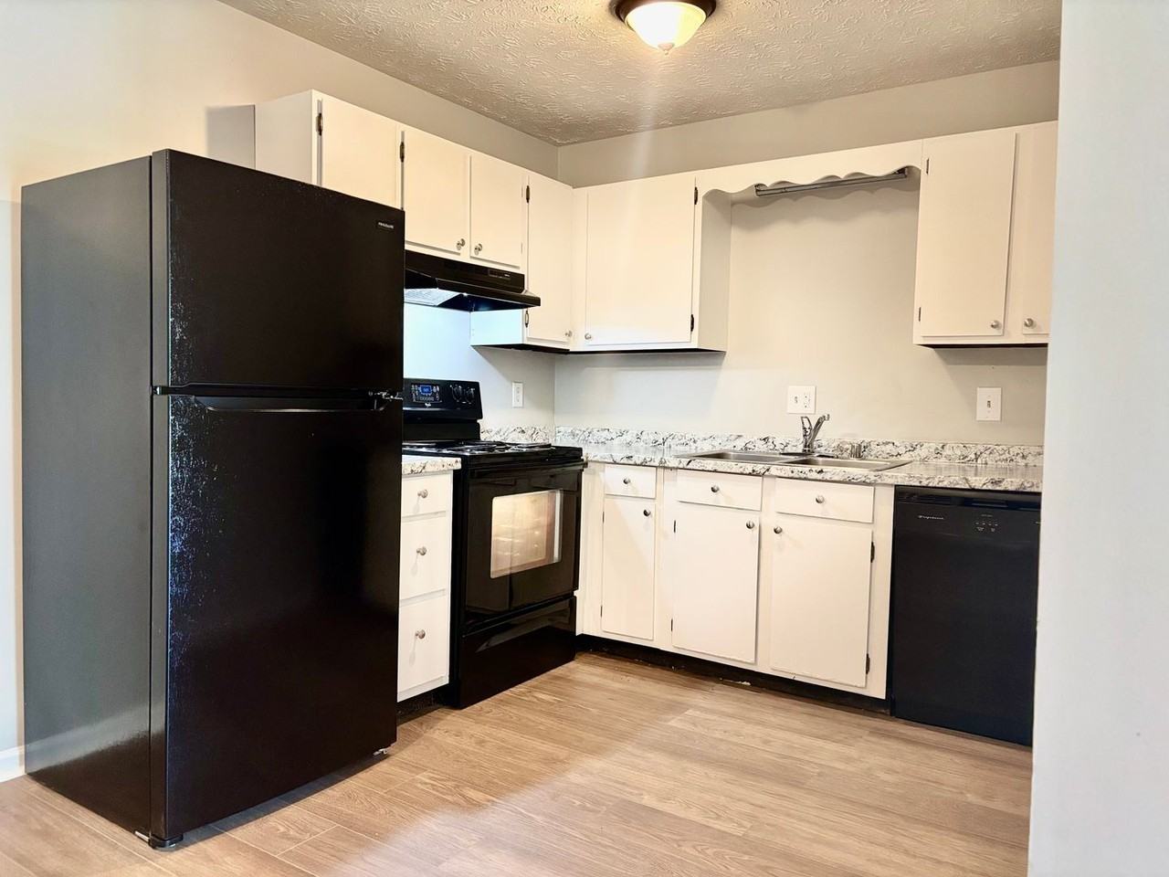 1329 Gray Hawk Rd #6 - Photo 7 of 16
