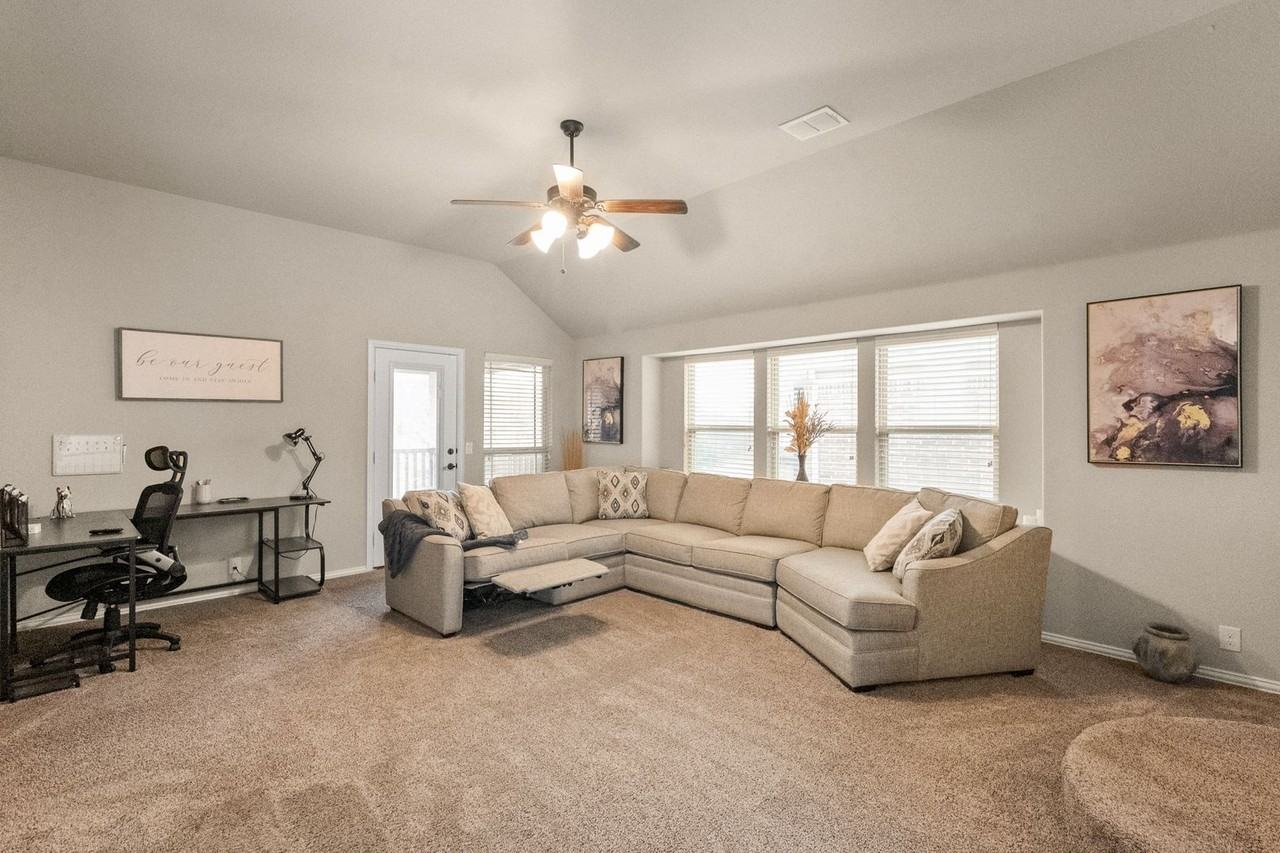 7243 Neblina Dr - Photo 3 of 50