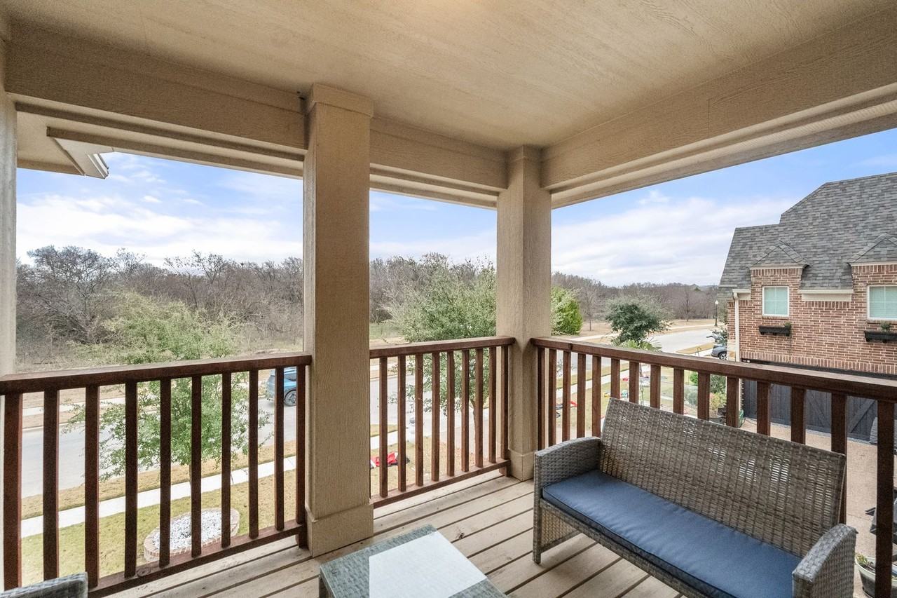 7243 Neblina Dr - Photo 4 of 50