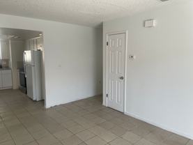 124 E Amador Ave - Photo 1 of 1