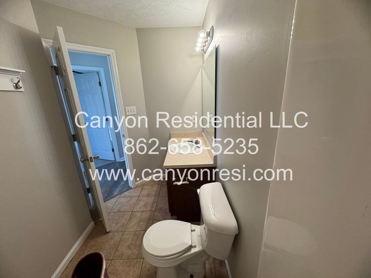 109 Hayes Ct - Photo 5 of 20