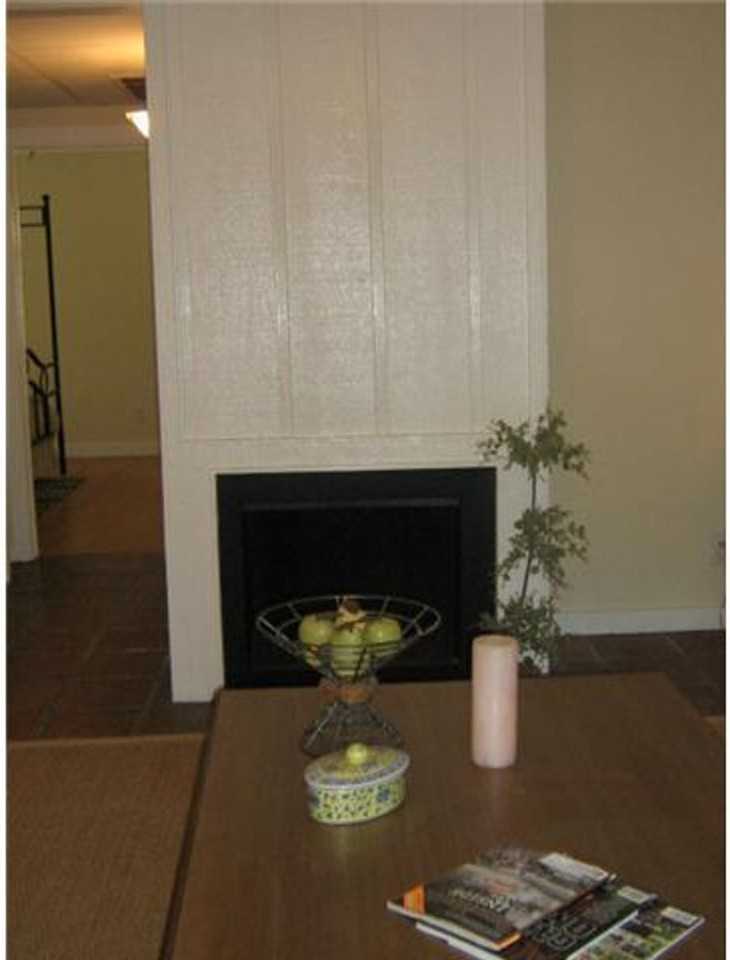 1509 W 39th 1/2 St - Photo 3 of 6