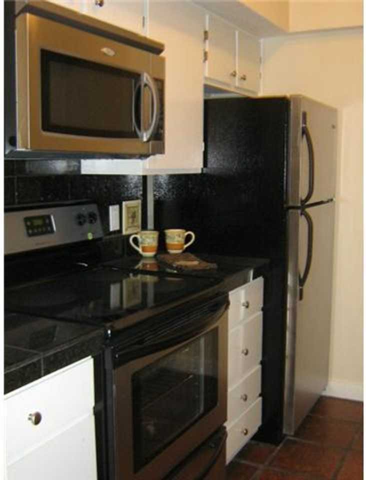 1509 W 39th 1/2 St - Photo 5 of 6