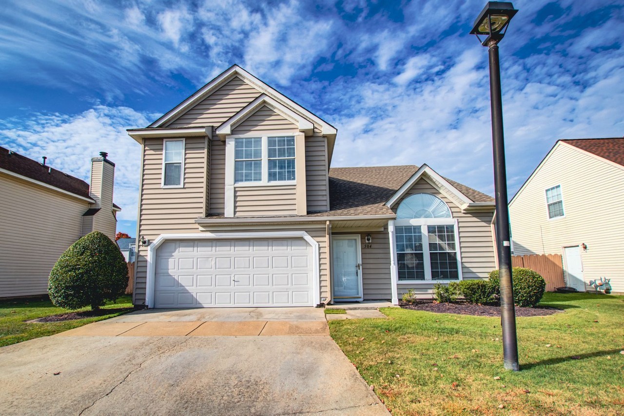 504 Oak Lake Ter - Photo 2 of 47