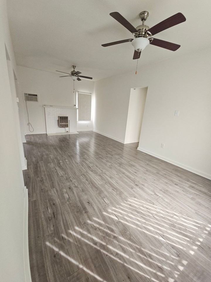 828 S Glendale Ave - Photo 2 of 6