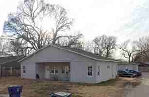 featured image of 1813 N Woodland Ave