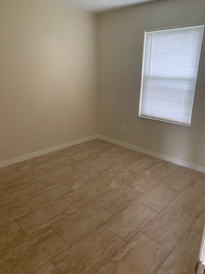 1487 Sw Leisure Ln - Photo 6 of 10