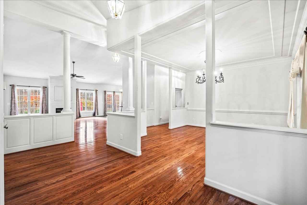 94 Cherry Hill Dr - Photo 7 of 50