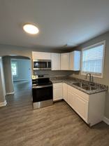 11-11 1/2 E Kelso Rd - Photo 1 of 1