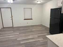 featured image of 8 W 10th St