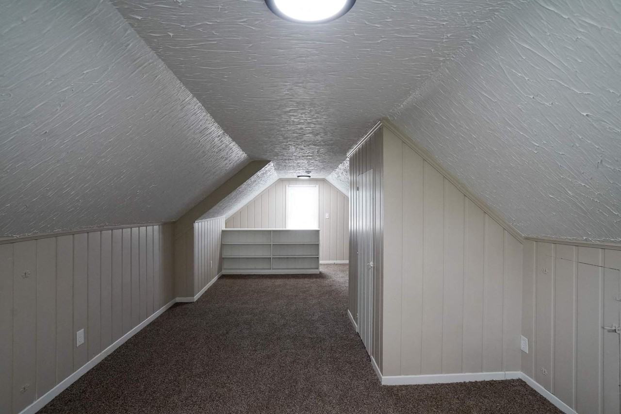 18525 Mccormick St - Photo 7 of 7