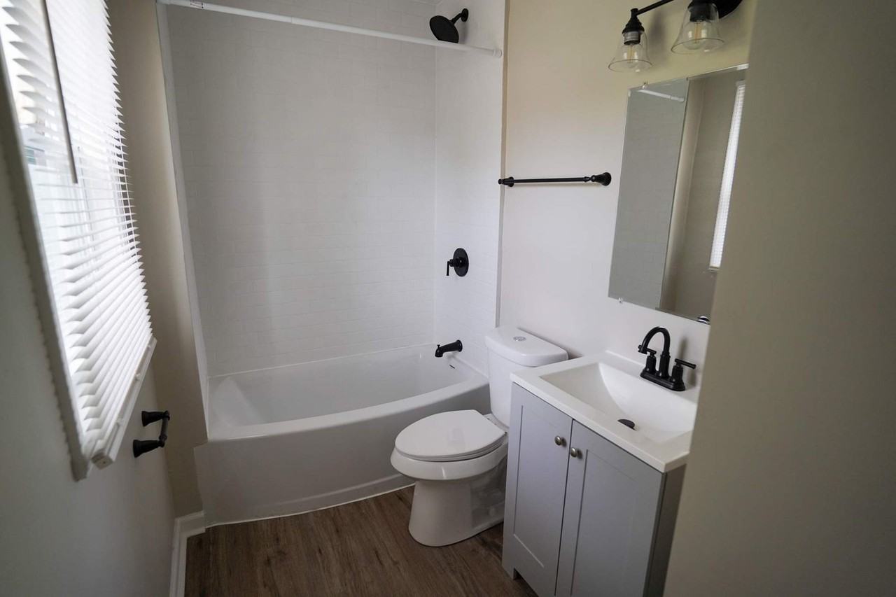 8193 Traverse St - Photo 7 of 7