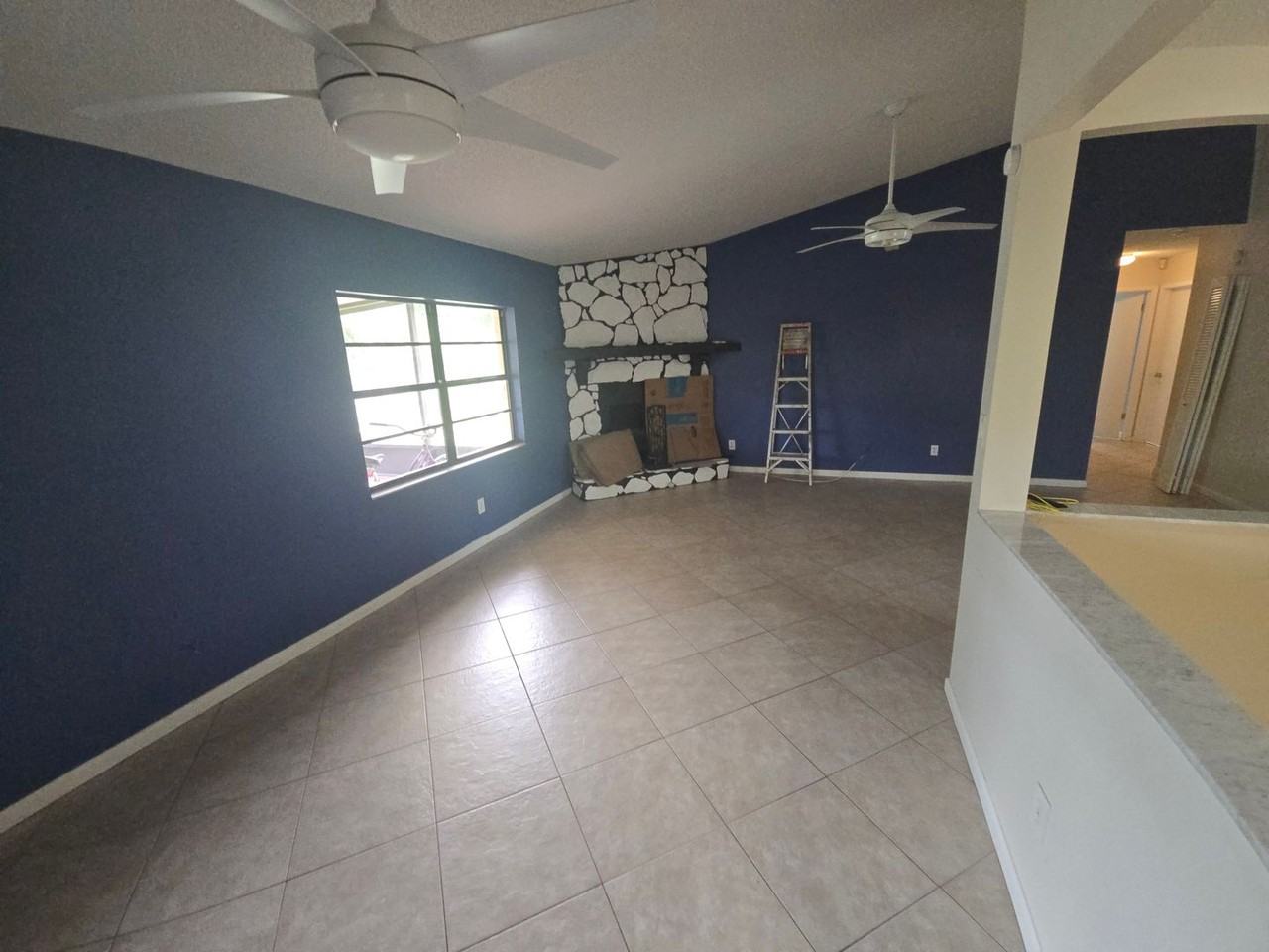 915 Benninger Drive - Photo 5 of 24