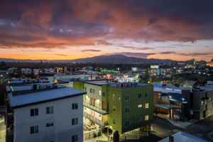 featured image of 121 Vesta St