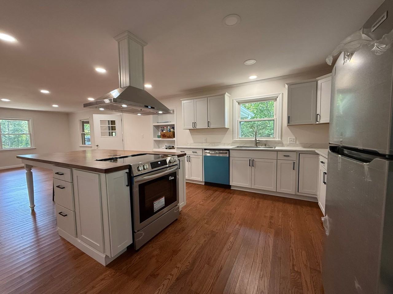 1496 Mcswain Rd - Photo 2 of 16